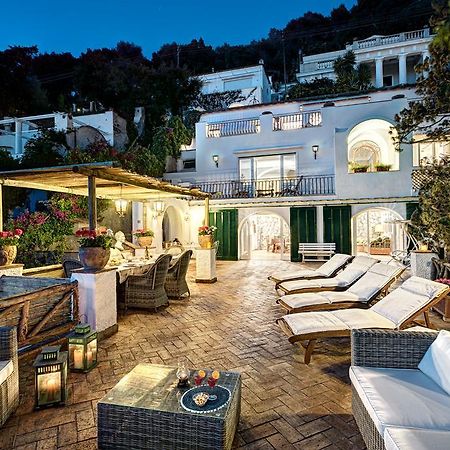 Villa Goldfinger Капри Экстерьер фото