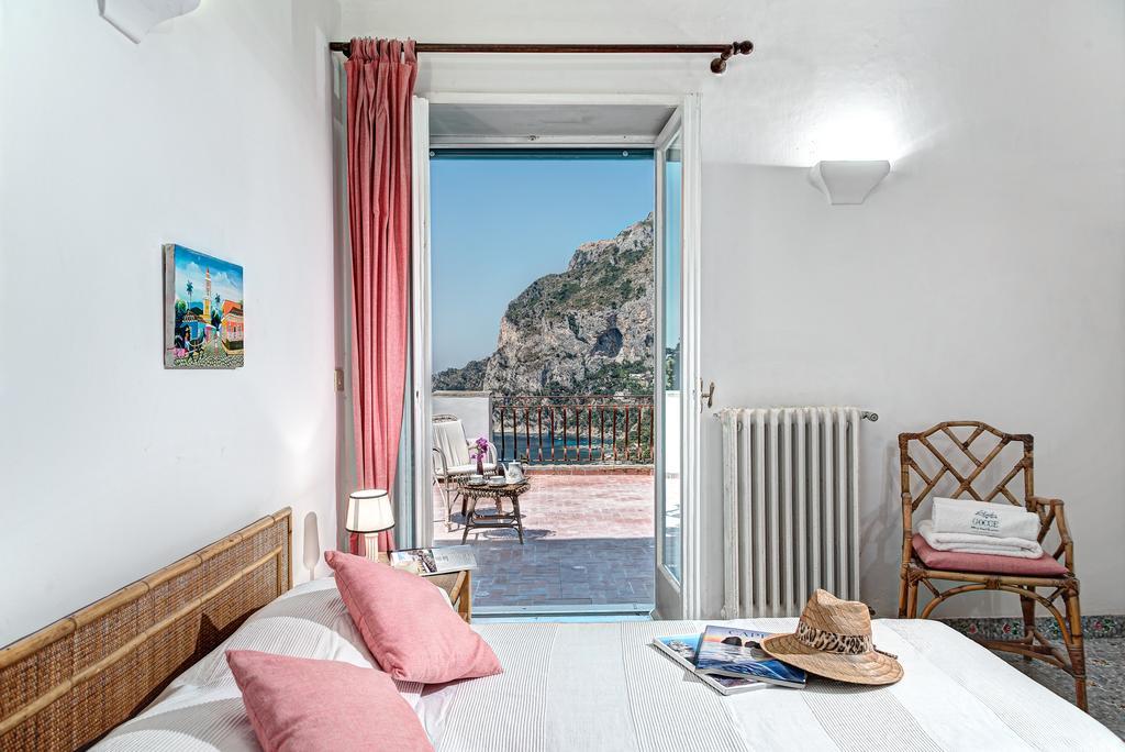Villa Goldfinger Капри Экстерьер фото